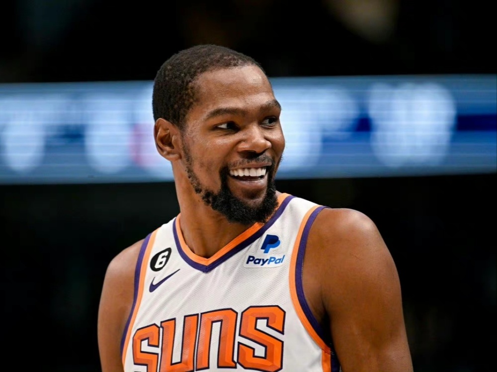 西足球界不 西足球界不